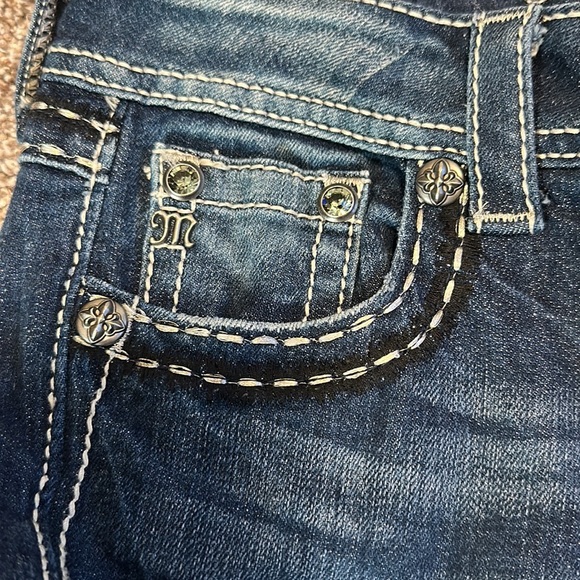 Miss Me Jeans - Picture 2 of 8